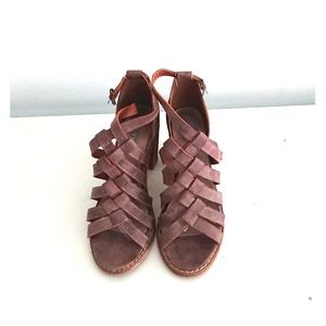 Three inch block heel sandles.